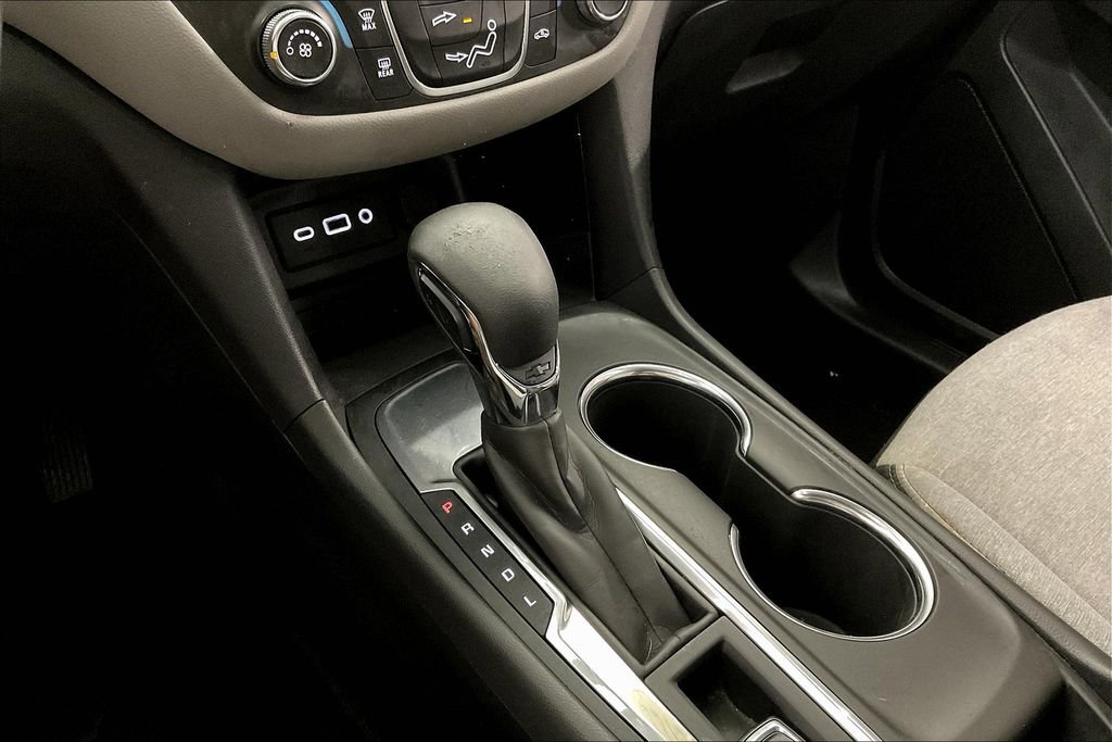 Used 2022 Chevrolet Equinox LS image 35