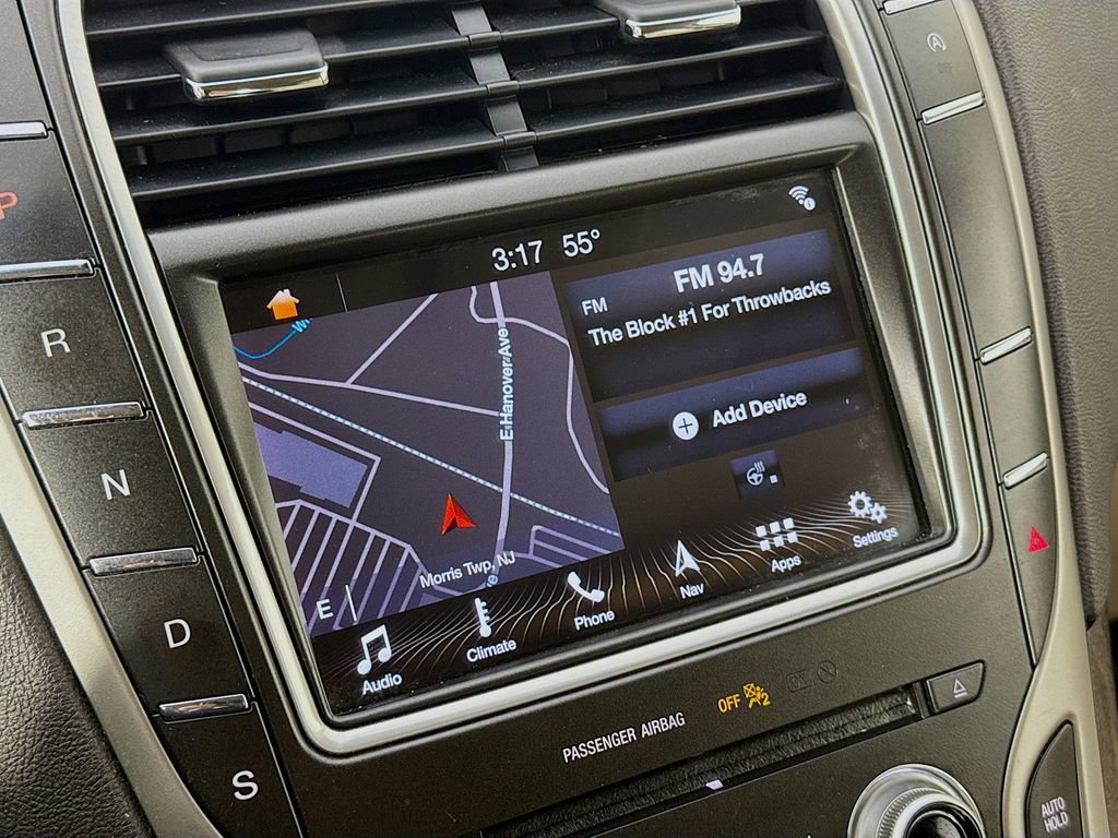 Used 2019 Lincoln Nautilus Select AWD/4WD image 18