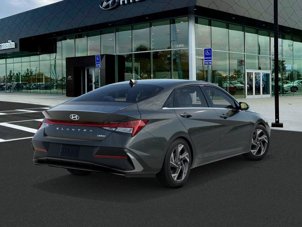 New 2026 Hyundai Elantra Limited FWD image 4