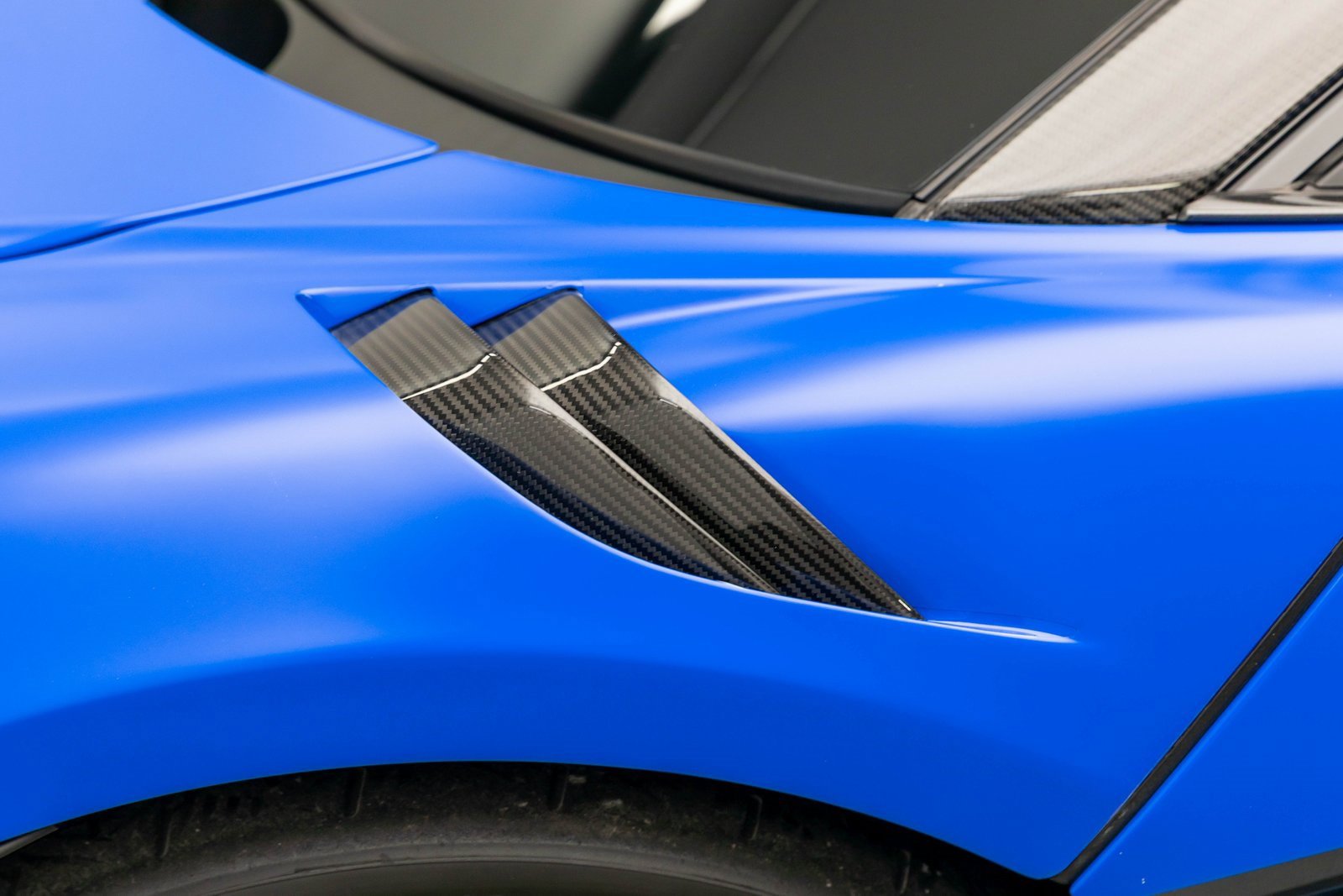 Used 2020 McLaren 620R RWD image 48