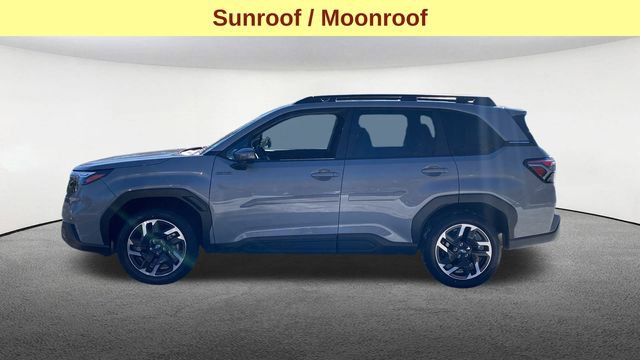 Used 2025 Subaru Forester Premium image 5