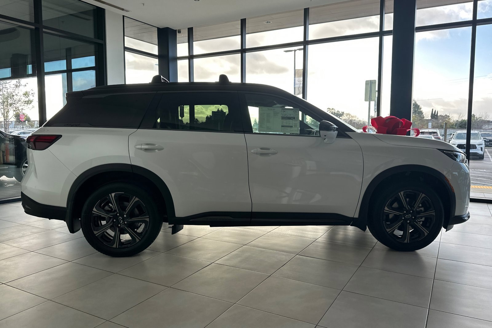 New 2026 INFINITI QX60 Autograph w/ Dark Cargo Package image 6