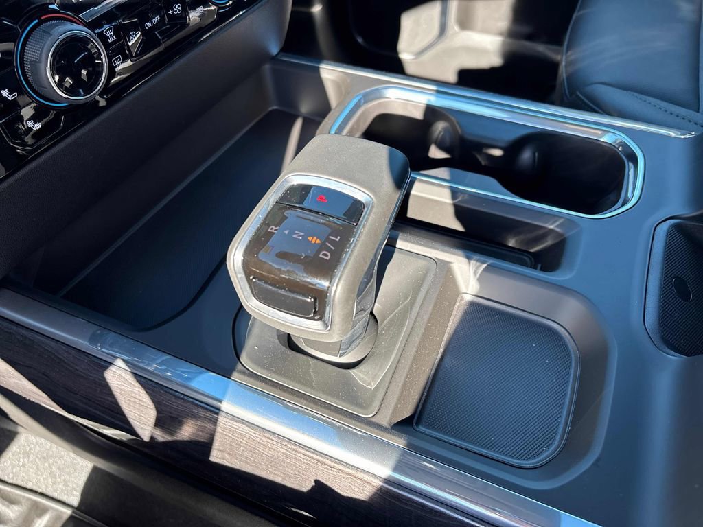 New 2026 Chevrolet Silverado 1500 LTZ w/ LTZ Premium Package image 31