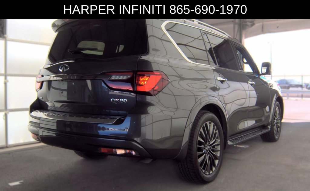 Used 2024 INFINITI QX80 Sensory AWD/4WD image 3