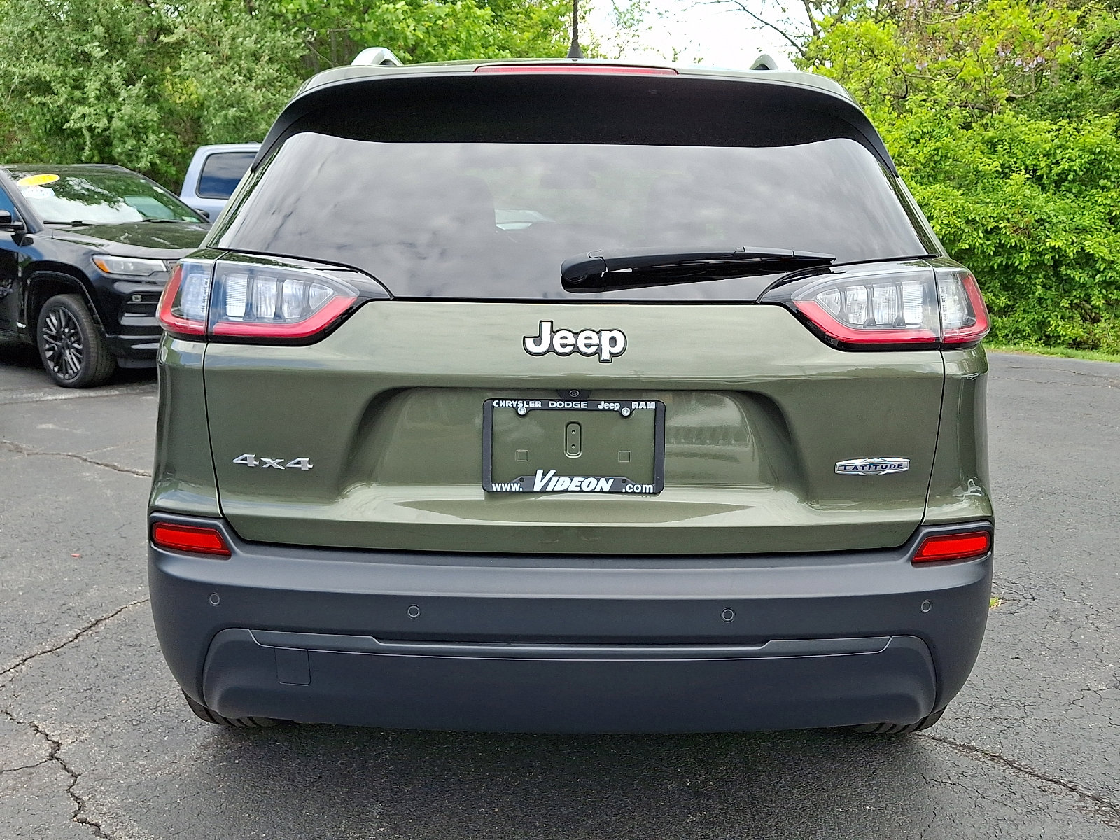 Certified 2019 Jeep Cherokee Latitude Plus AWD/4WD image 5