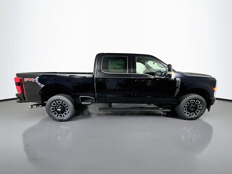 New 2027 Ford F350 Platinum w/ FX4 Off-Road Package AWD/4WD image 8