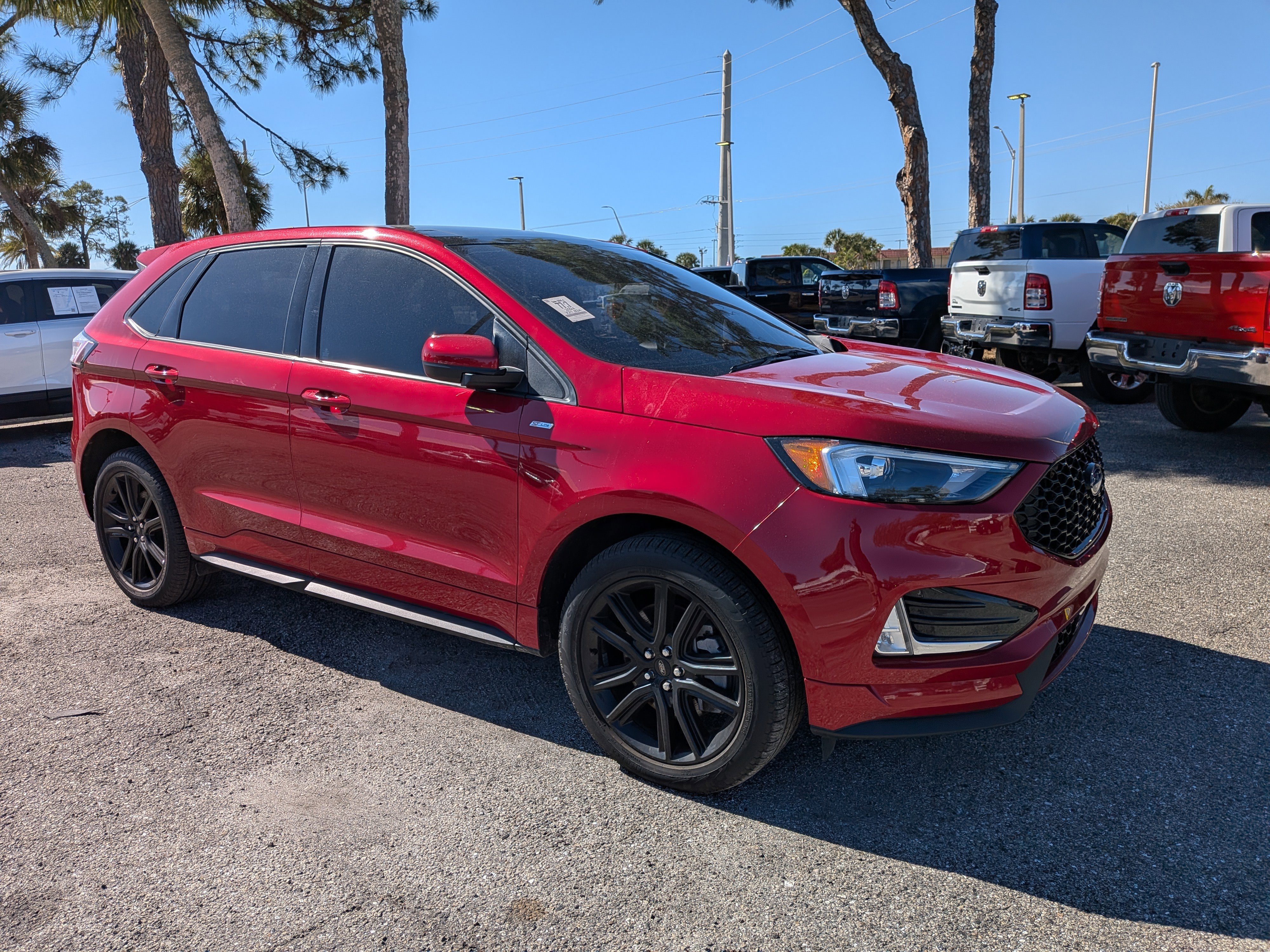 Certified 2024 Ford Edge ST-Line AWD/4WD image 2