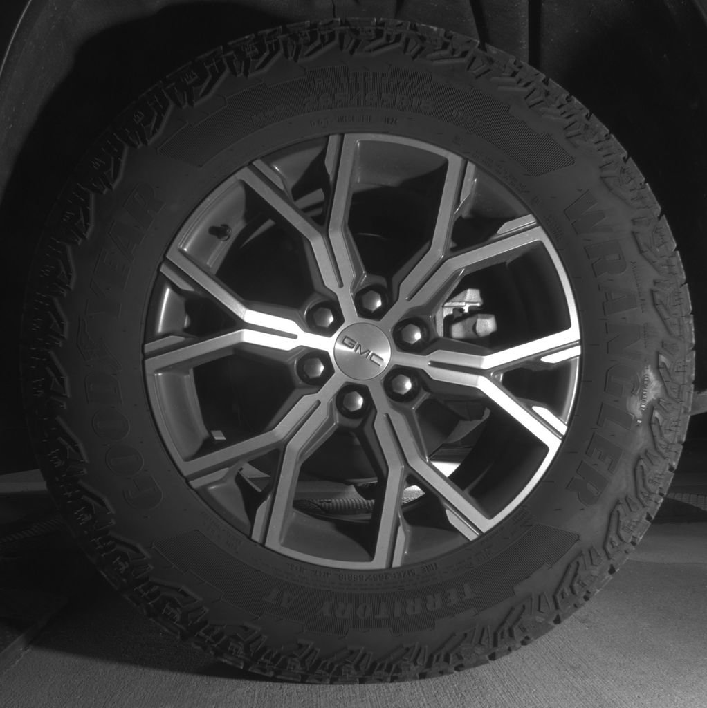 Certified 2024 GMC Acadia AT4 w/ Luxury Package AWD/4WD image 25