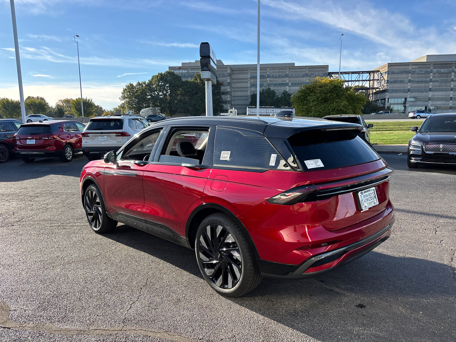 New 2026 Lincoln Nautilus Reserve image 5