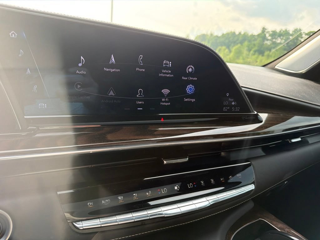 Used 2022 Cadillac Escalade Sport Platinum AWD/4WD image 10