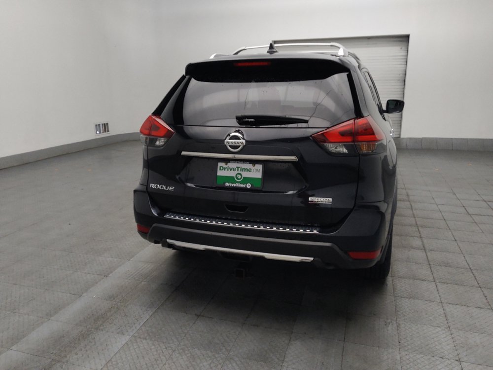 Used 2019 Nissan Rogue S w/ Special Edition Package FWD image 7