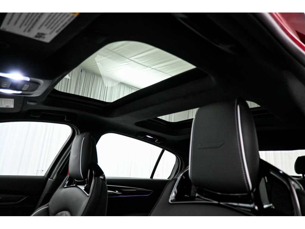 New 2026 Cadillac CT5 V w/ LPO, ONYX Package AWD/4WD image 20