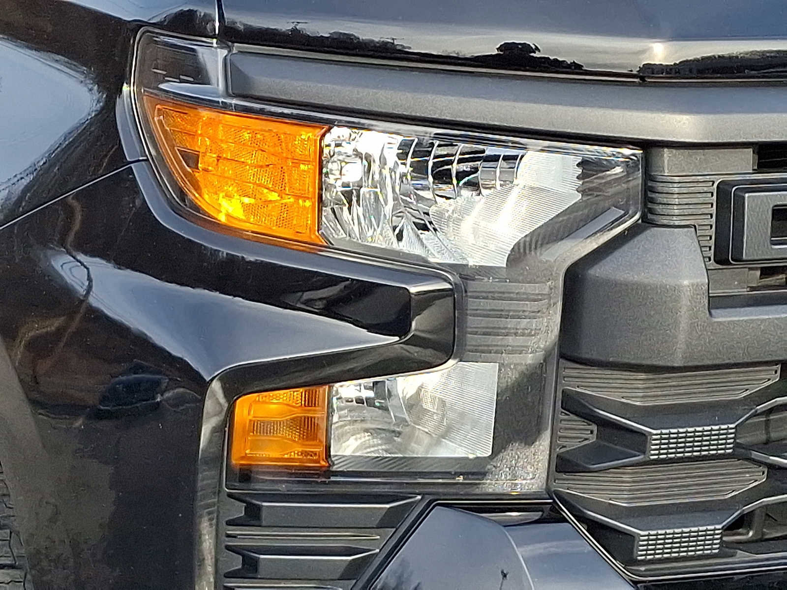 Used 2023 Chevrolet Silverado 1500 Custom image 9