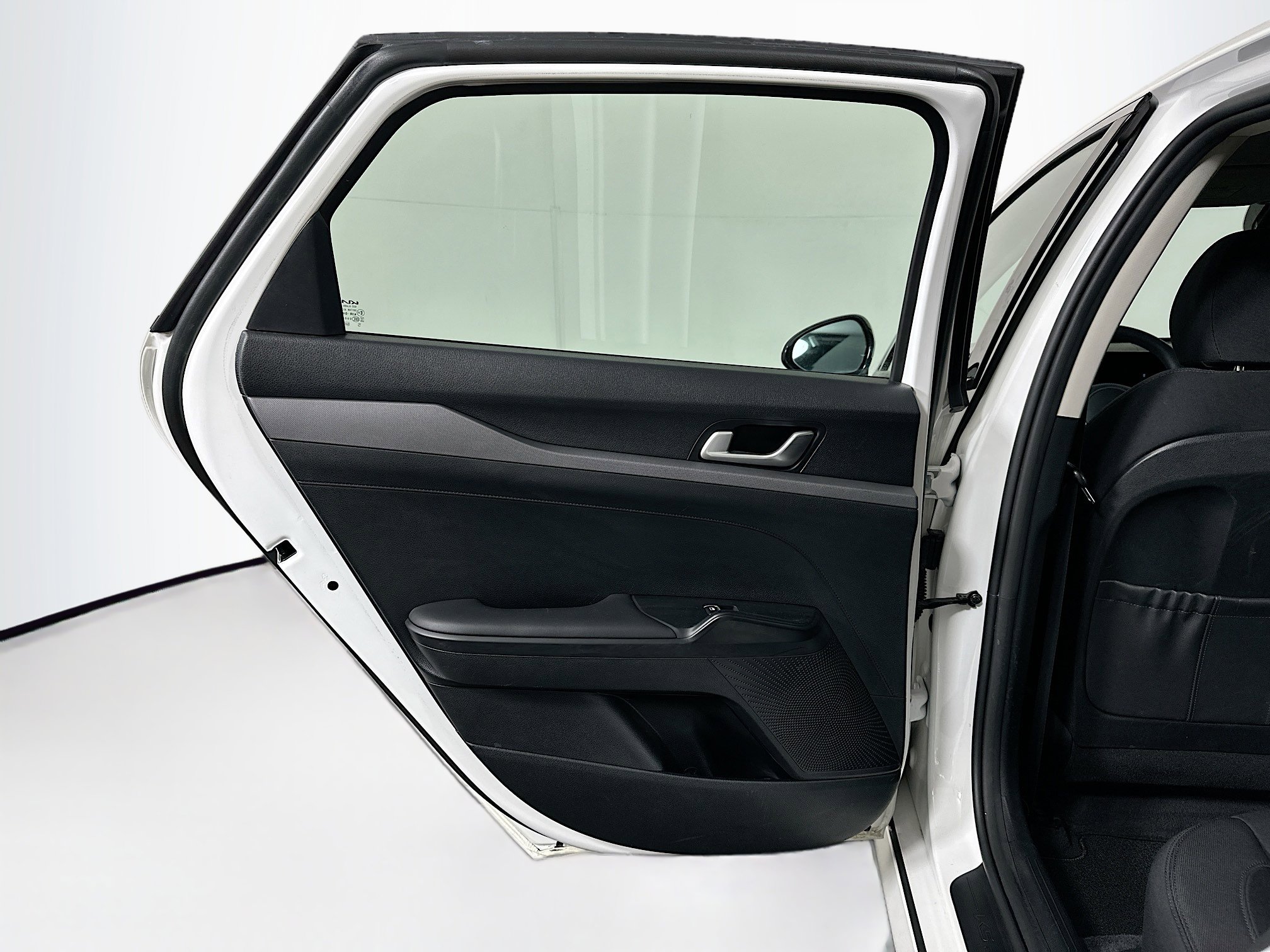 Used 2025 Kia K5 LXS image 25