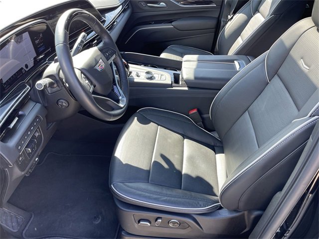 Used 2021 Cadillac Escalade Sport w/ Driver Assist Tech Package image 16