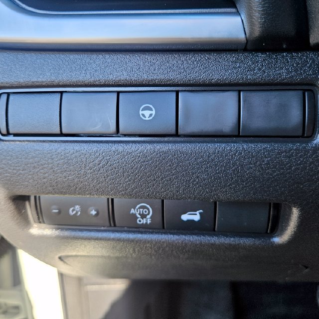 Used 2023 Nissan Rogue SV w/ SV Premium B Package AWD/4WD image 34