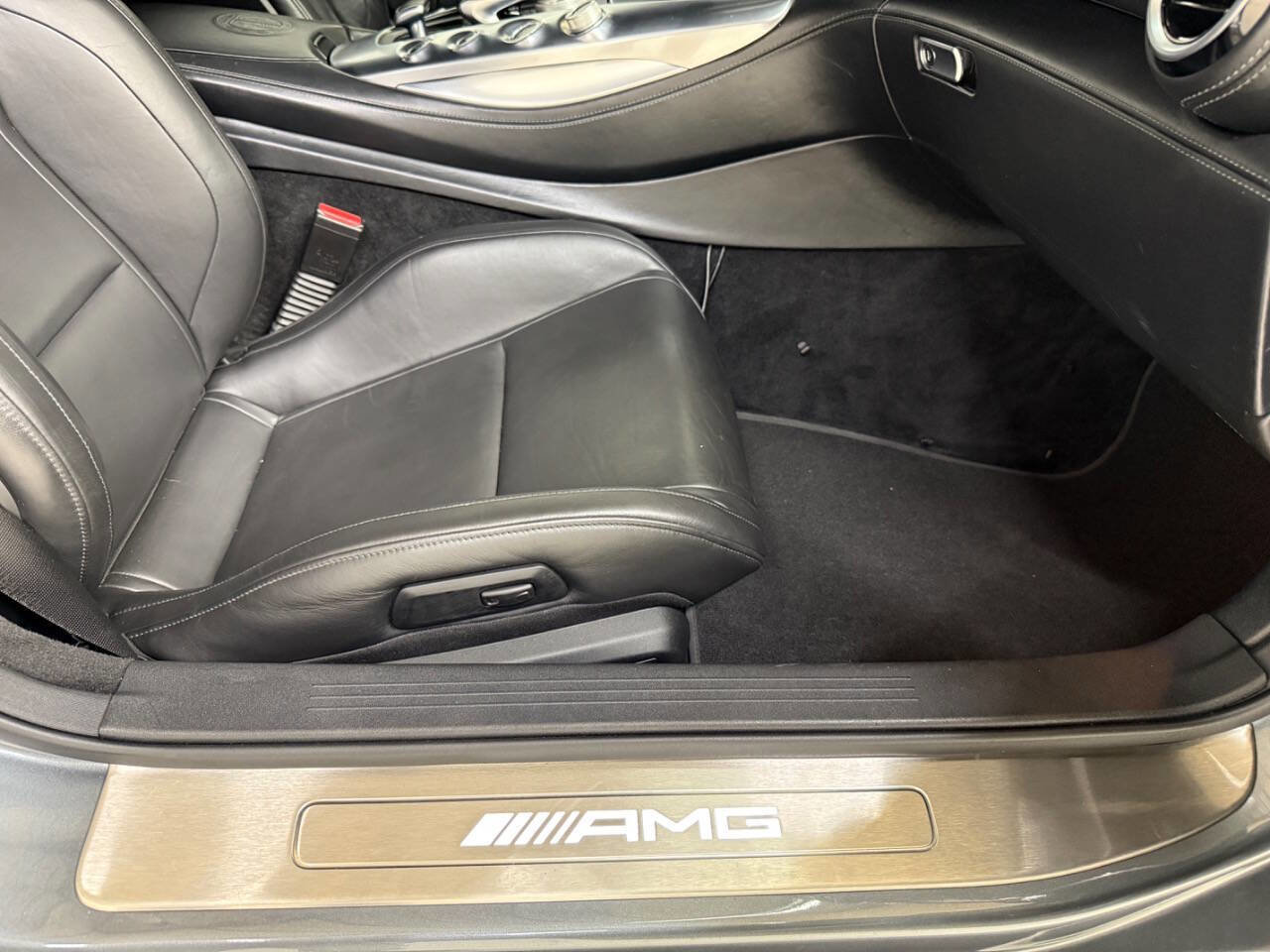 Used 2016 Mercedes-Benz AMG GT S image 24