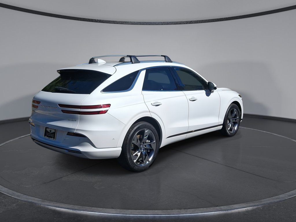 Used 2025 Genesis Electrified GV70 AWD/4WD image 25
