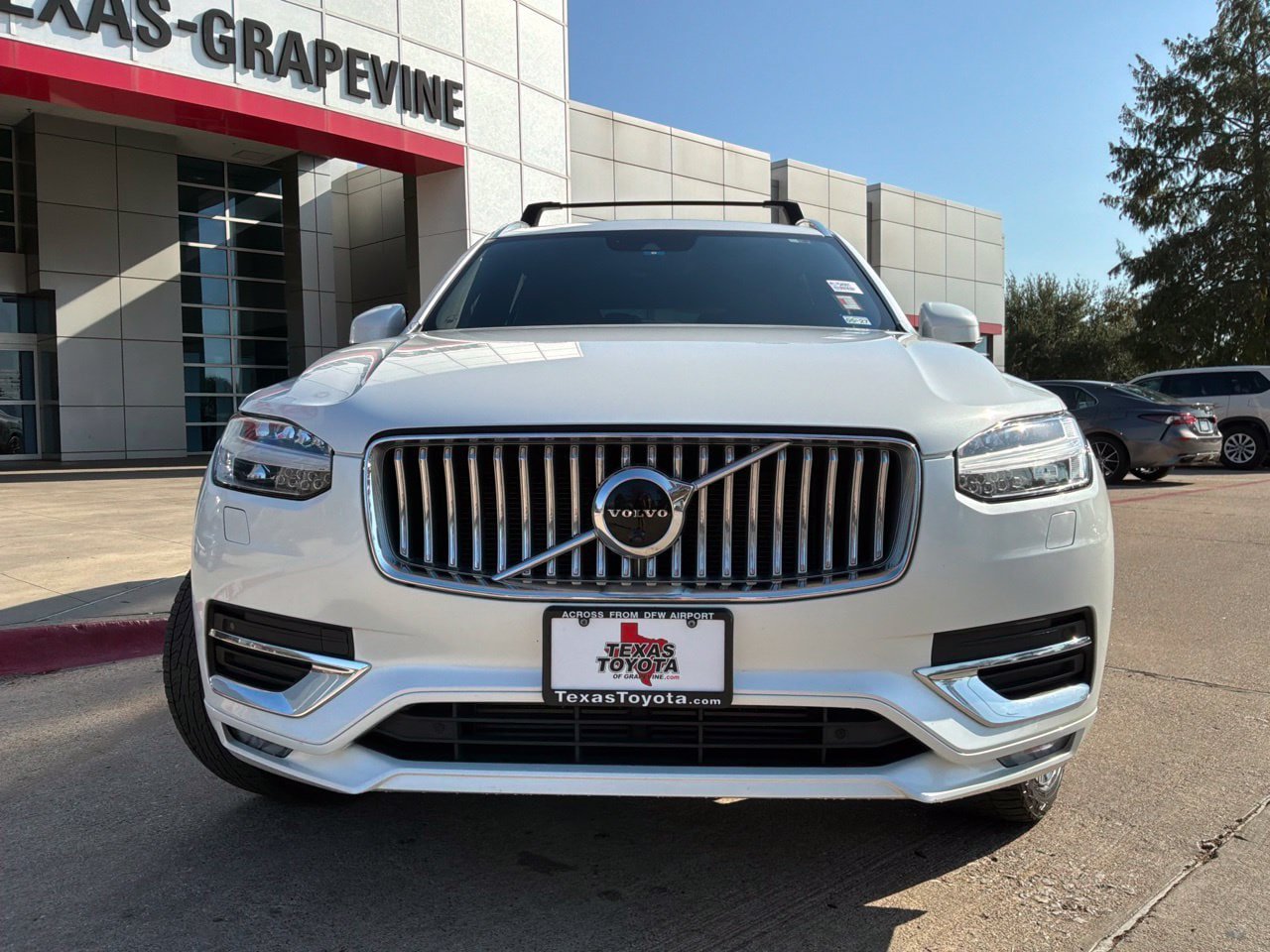 Used 2021 Volvo XC90 T6 Inscription w/ Advanced Package AWD/4WD image 3