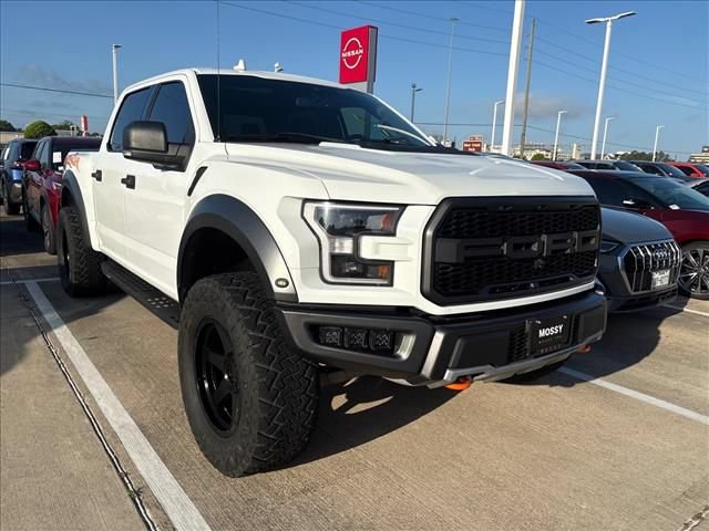Used 2019 Ford F150 Raptor w/ Equipment Group 801A Mid