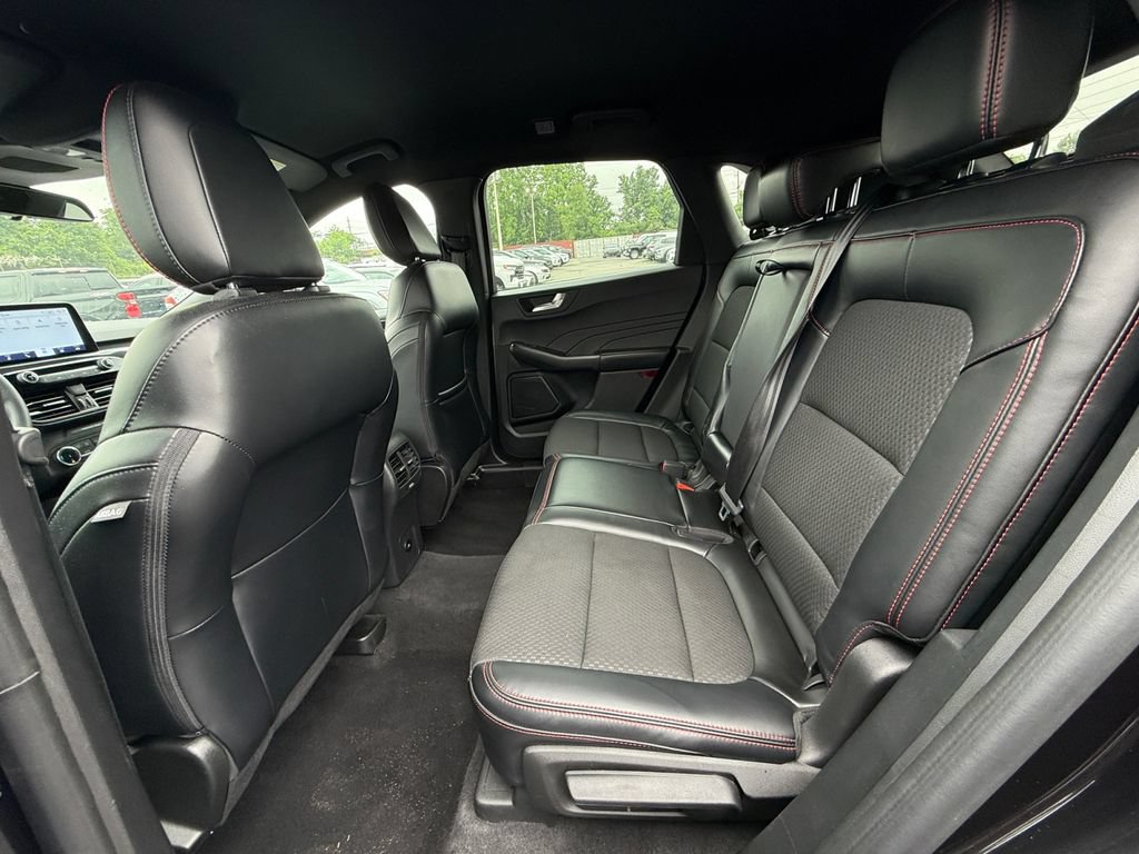 Used 2023 Ford Escape ST-Line AWD/4WD image 21