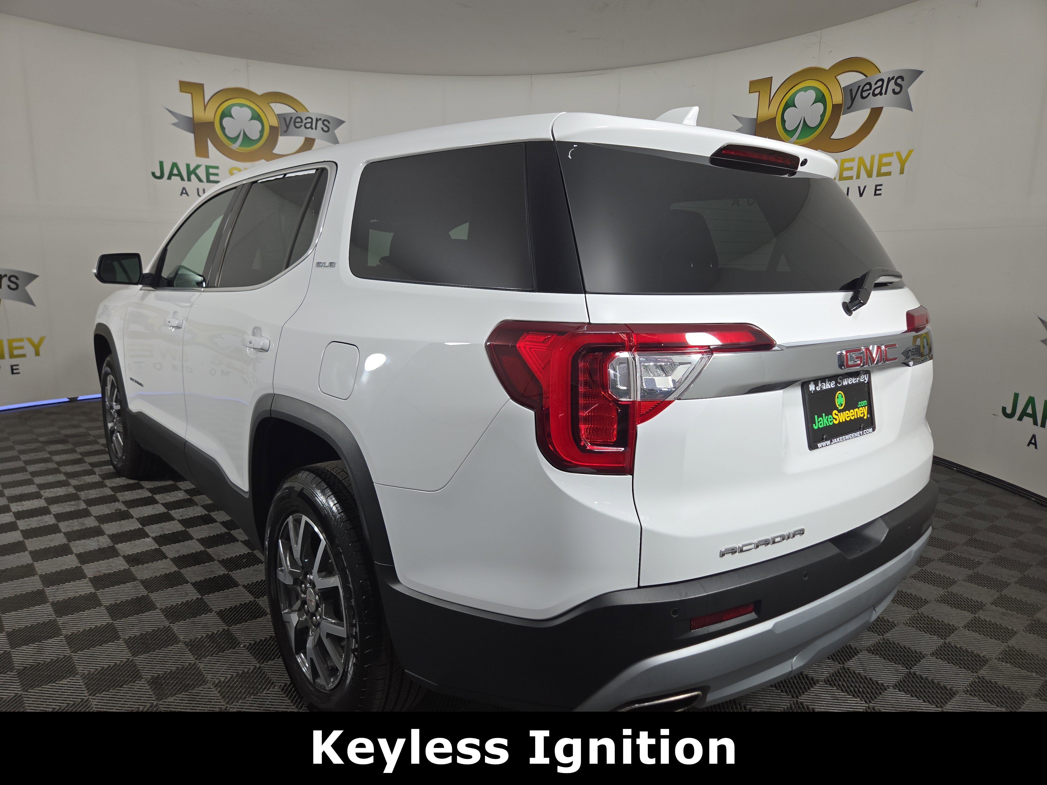 Certified 2023 GMC Acadia SLE image 6