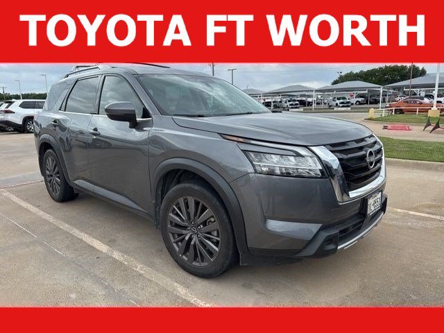 Used 2024 Nissan Pathfinder SL w/ SL Premium Package FWD image 1