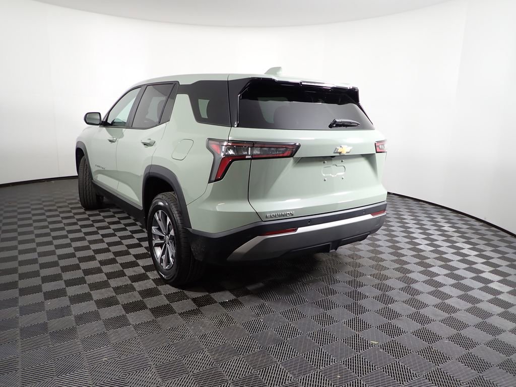 Used 2026 Chevrolet Equinox LT image 12