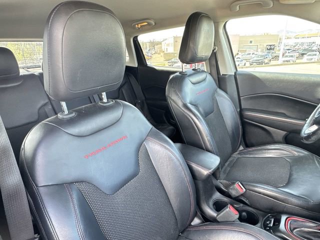 Used 2017 Jeep Compass Trailhawk image 26