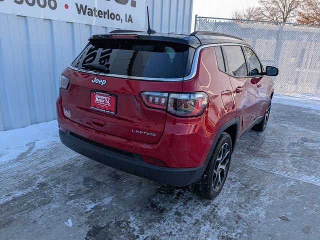 Used 2024 Jeep Compass Limited image 25