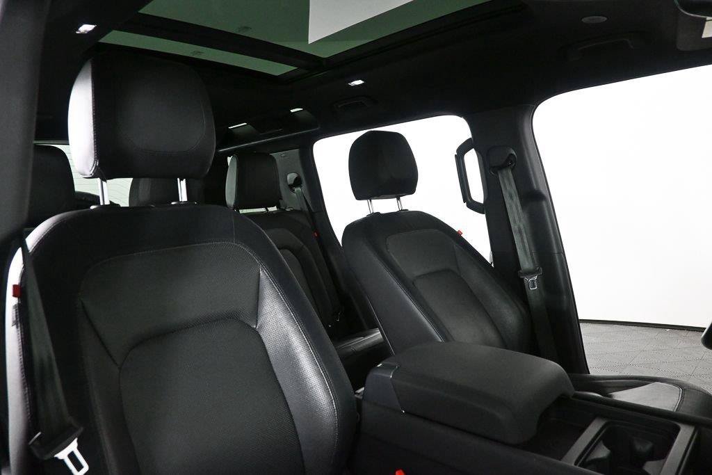 Used 2023 Land Rover Defender 110 X-Dynamic SE AWD/4WD image 20