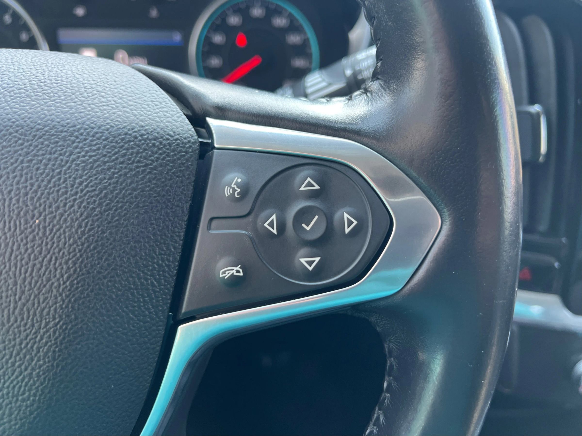 Used 2020 Chevrolet Traverse RS AWD/4WD image 33