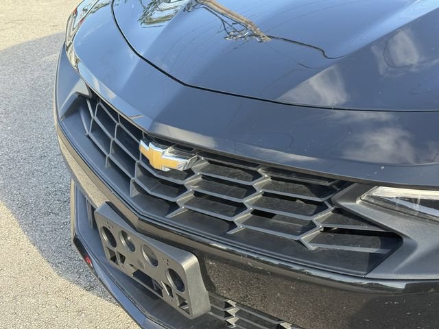 Used 2023 Chevrolet Camaro LT RWD image 10