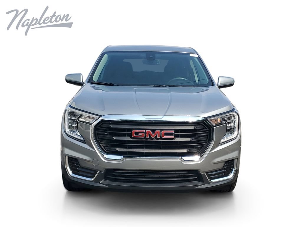 Used 2024 GMC Terrain SLE FWD image 9