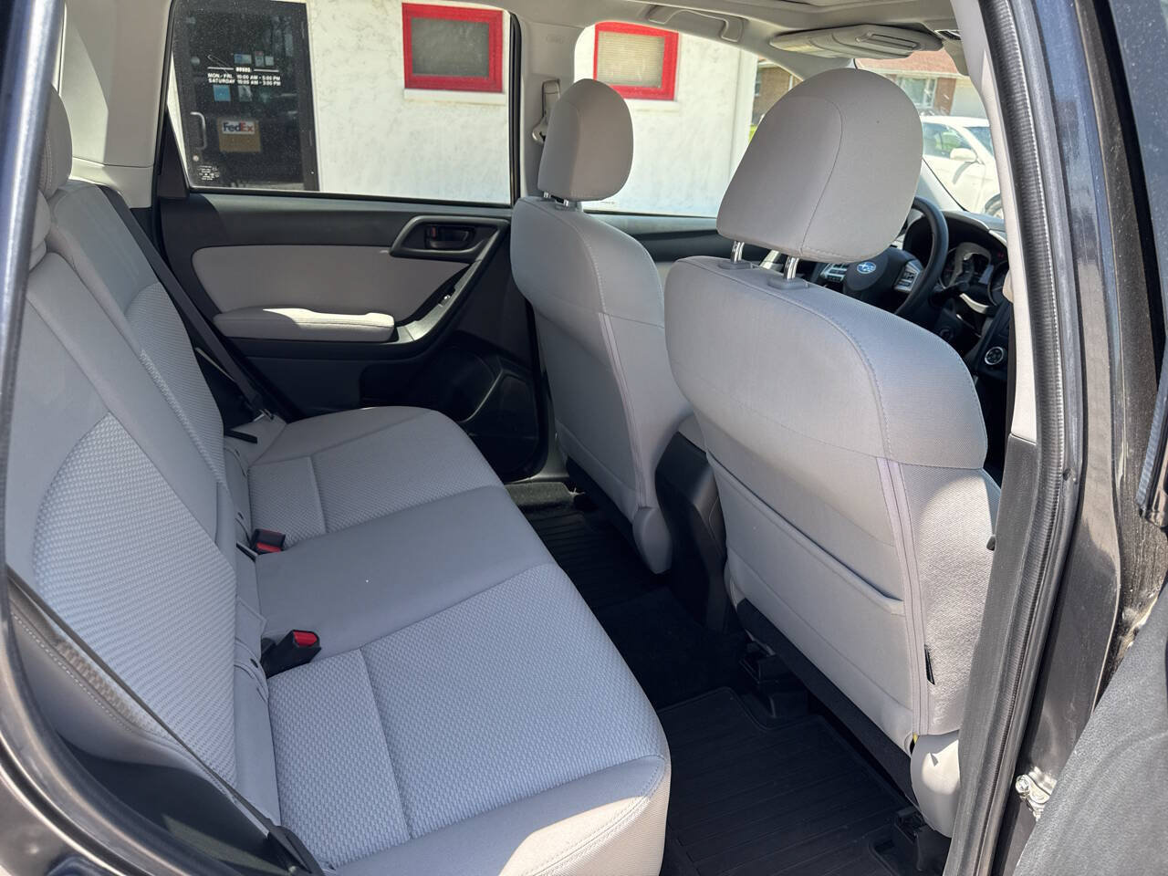Used 2015 Subaru Forester 2.5i Premium AWD/4WD image 22