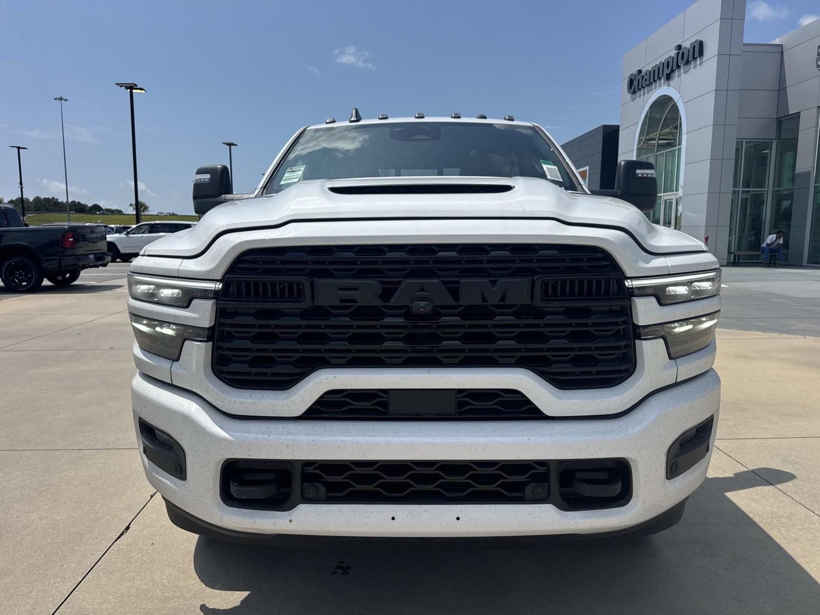 New 2026 RAM 2500 Limited AWD/4WD image 2