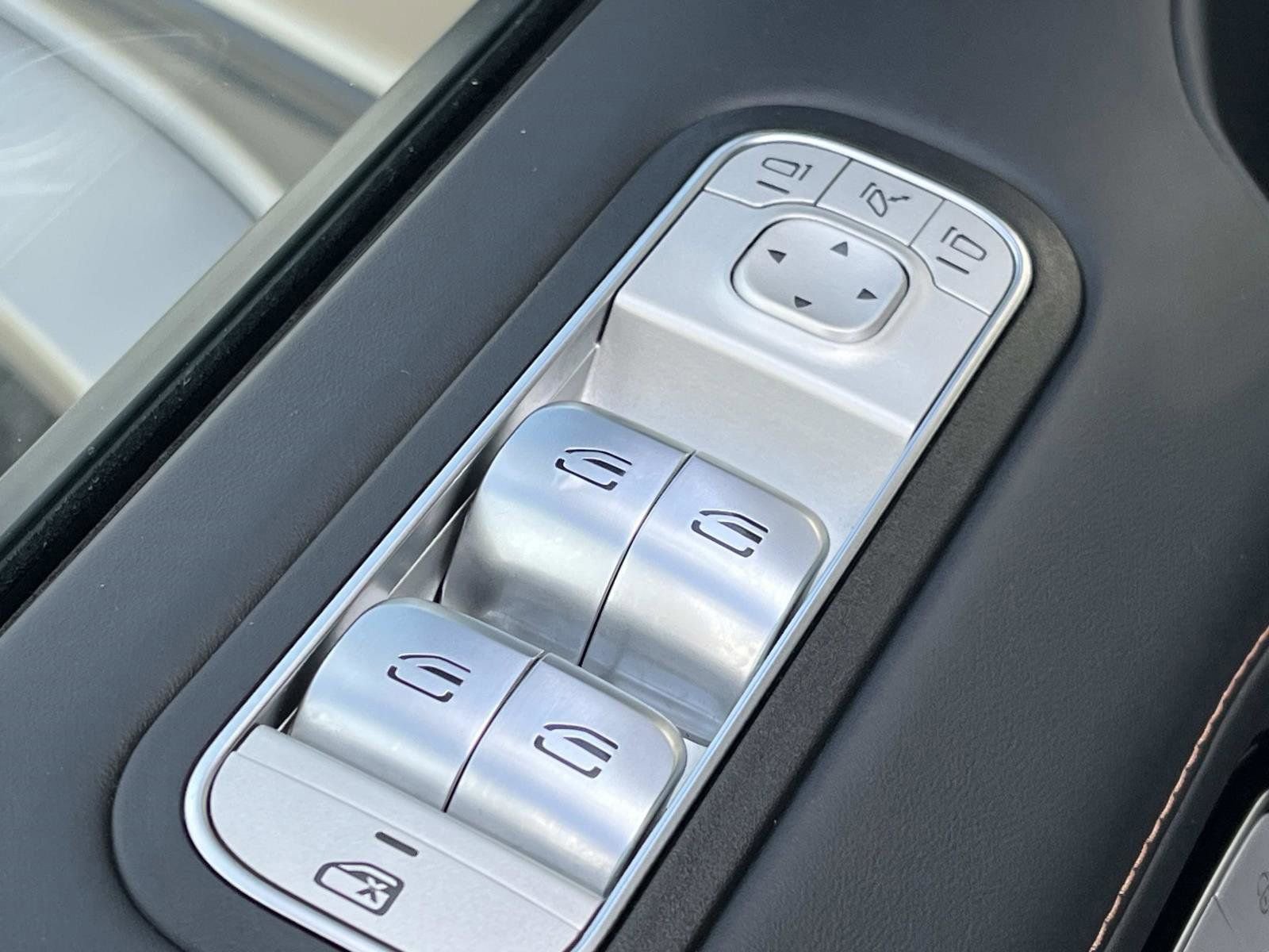 Certified 2023 Mercedes-Benz G 63 AMG 4MATIC image 17