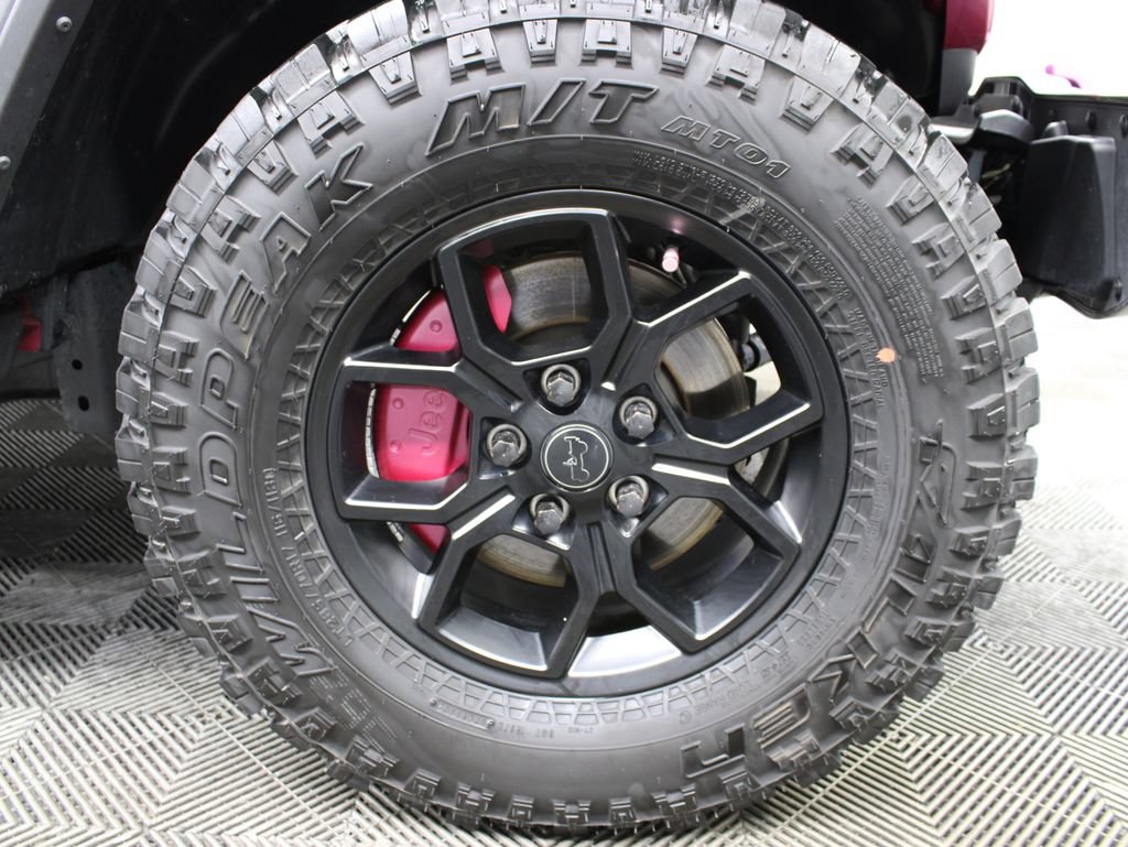 Used 2024 Jeep Wrangler Sport AWD/4WD image 13