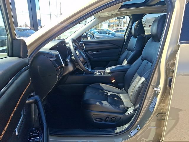 Used 2025 MAZDA CX-50 AWD 2.5 Turbo w/ Premium Pkg image 14