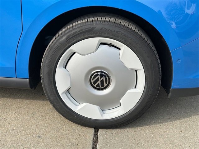 New 2025 Volkswagen ID. Buzz 1st Edition image 4