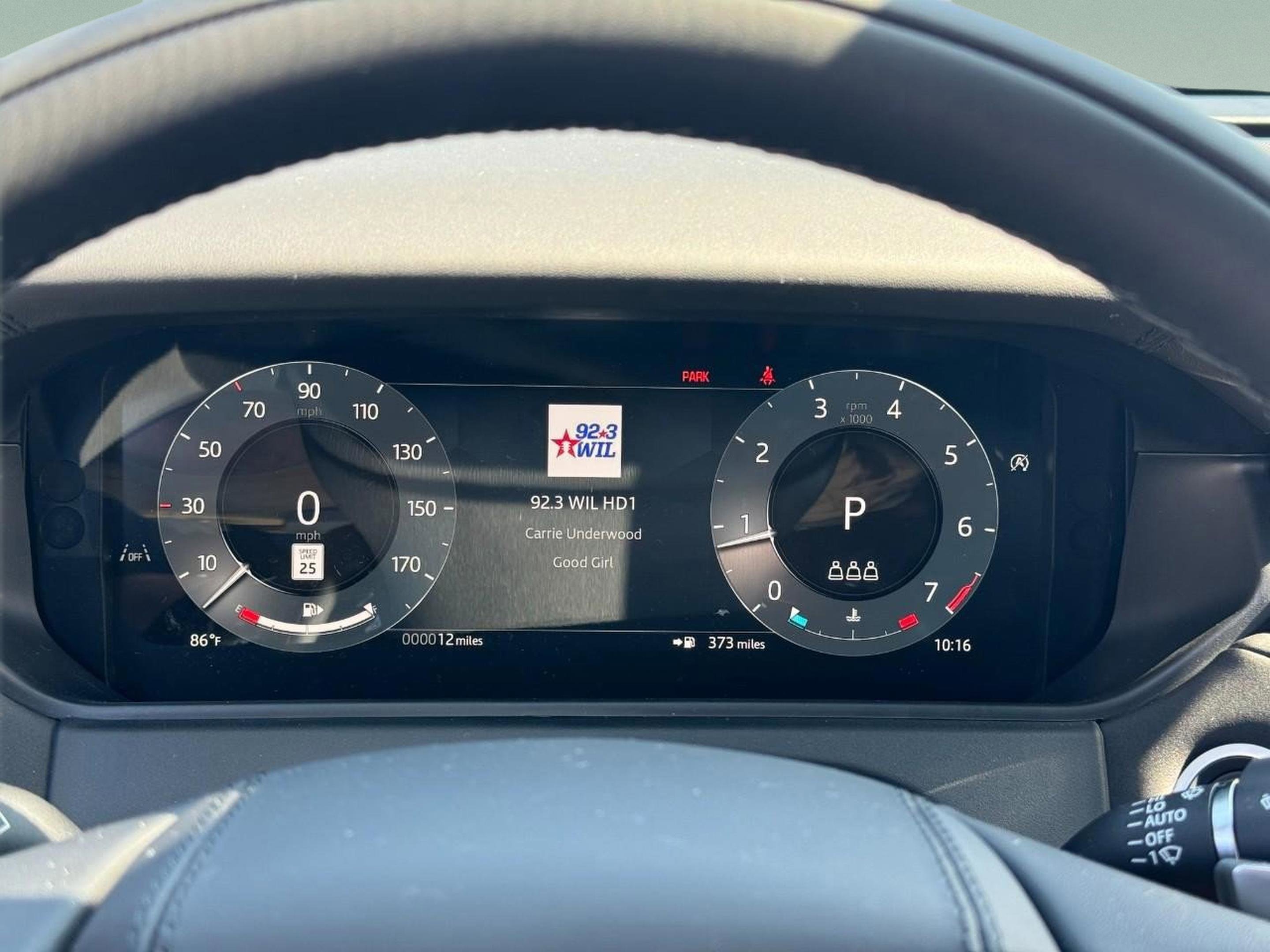 Used 2026 Land Rover Range Rover Velar Dynamic SE image 28