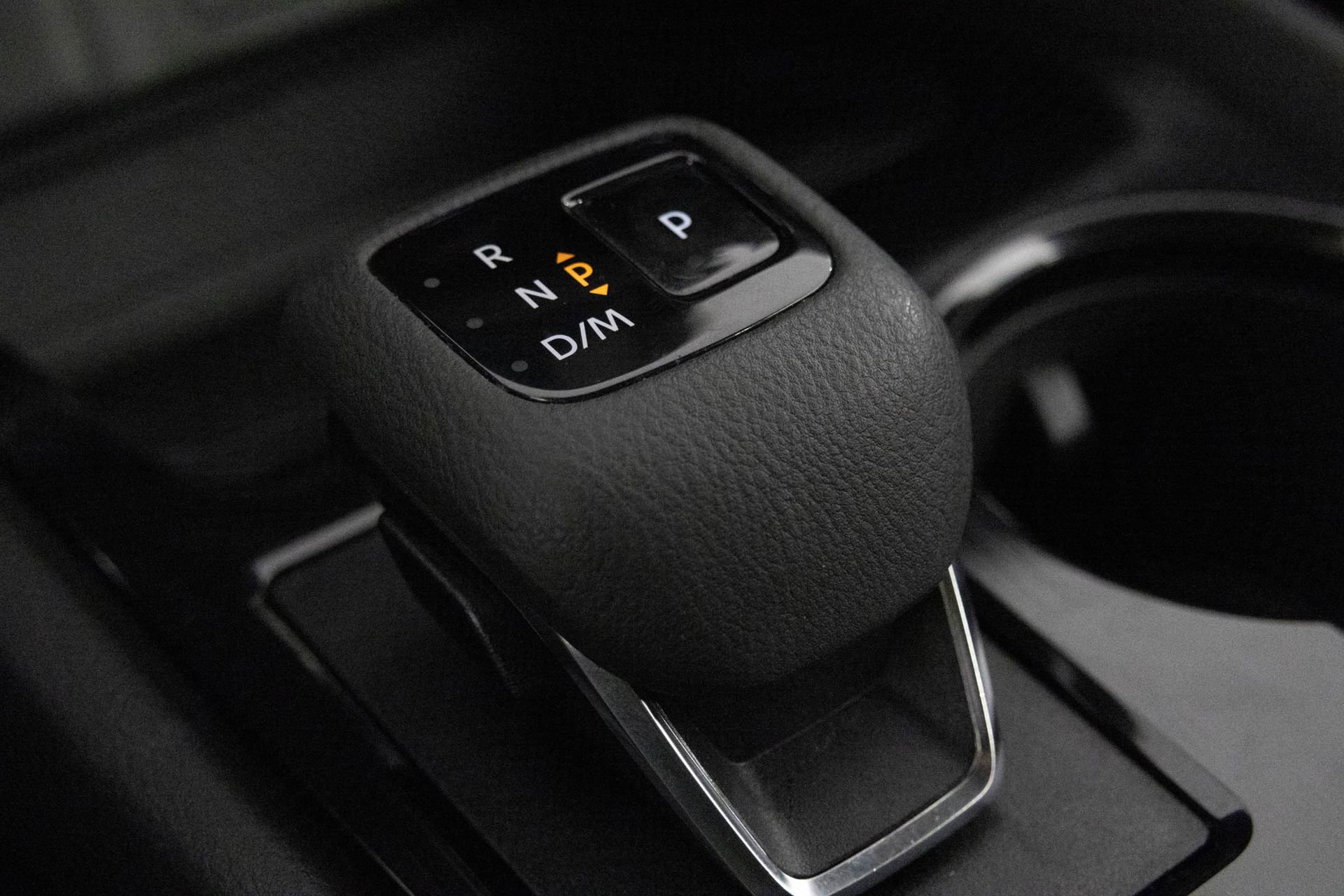 Used 2023 Nissan Rogue SV w/ SV Premium B Package image 26