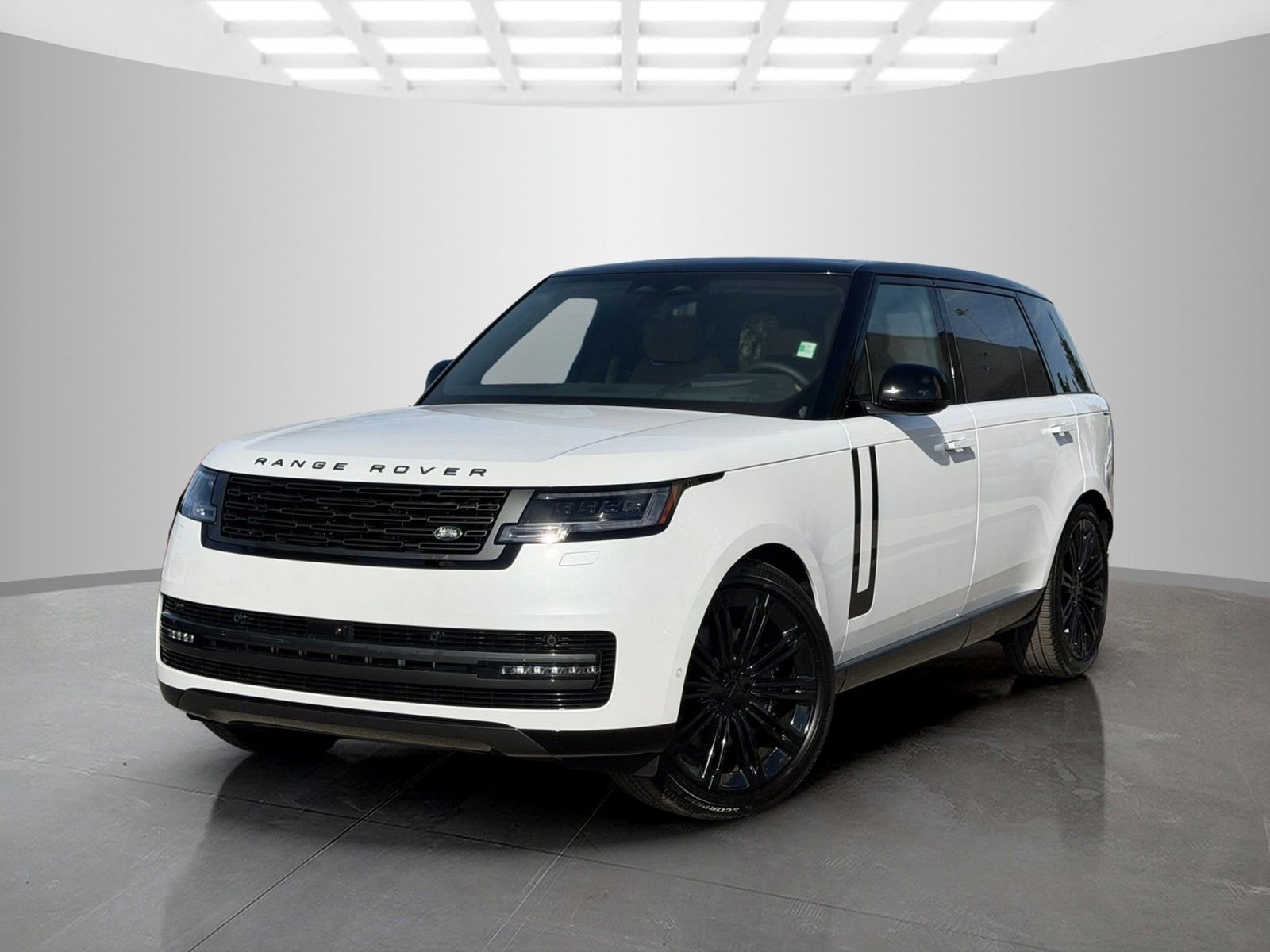 New 2026 Land Rover Range Rover Long Wheelbase SE image 1