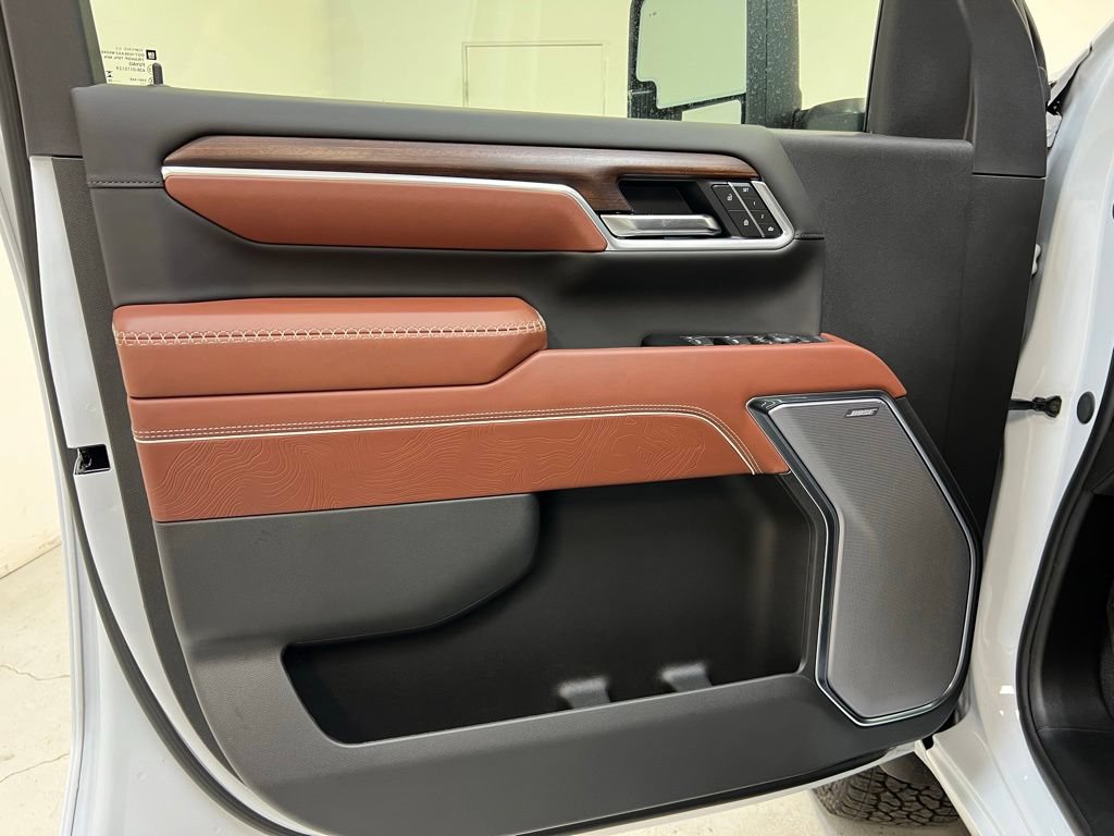 New 2026 GMC Sierra 2500 Denali Ultimate AWD/4WD image 13