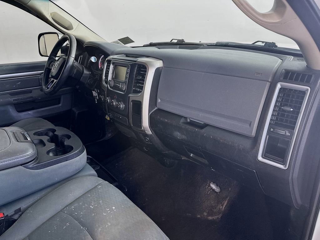 Used 2018 RAM 3500 SLT image 30