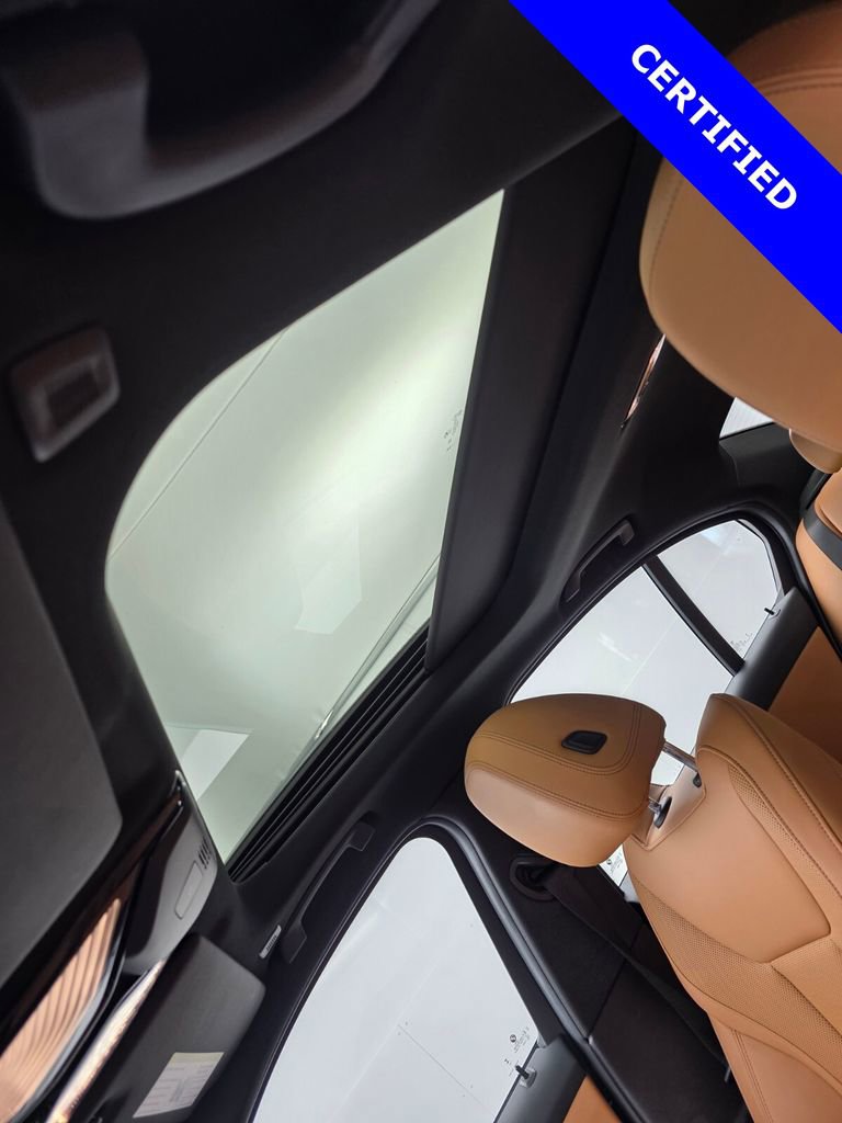 Certified 2023 BMW 330i Sedan w/ Driving Assistance Package RWD image 12