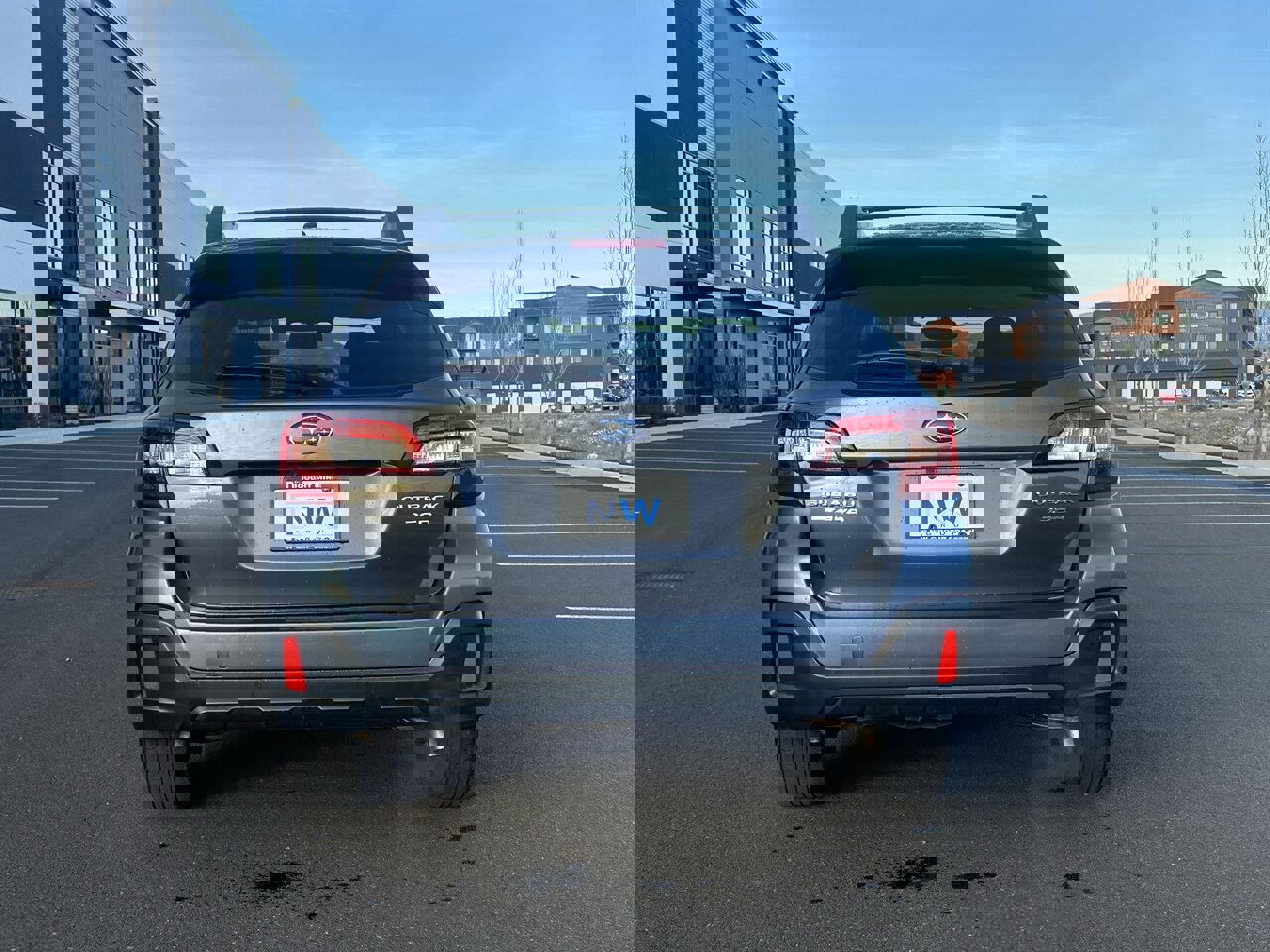 Used 2015 Subaru Outback 3.6R Limited image 25