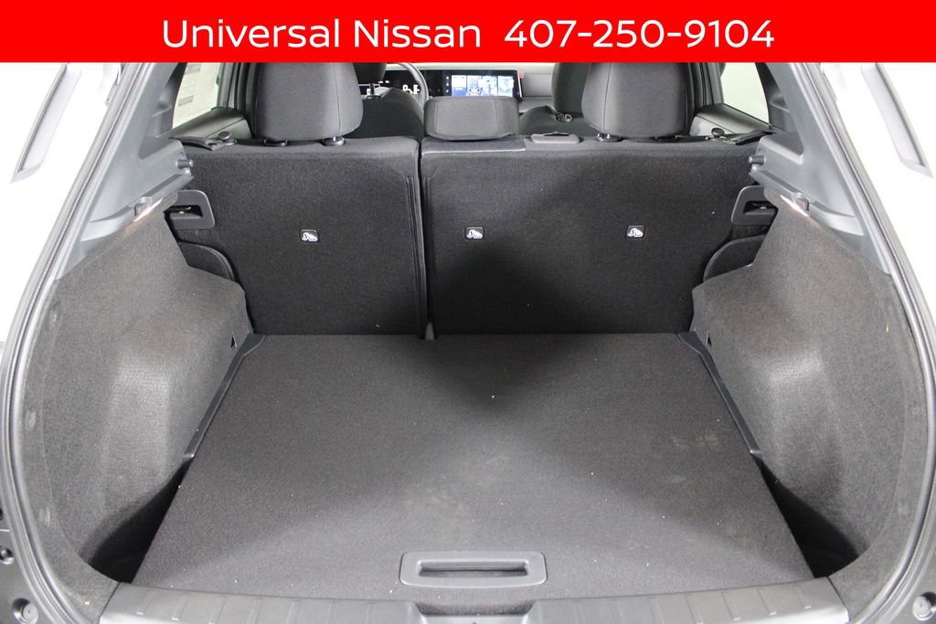 New 2026 Nissan Kicks SV w/ Cold Weather Package FWD image 13