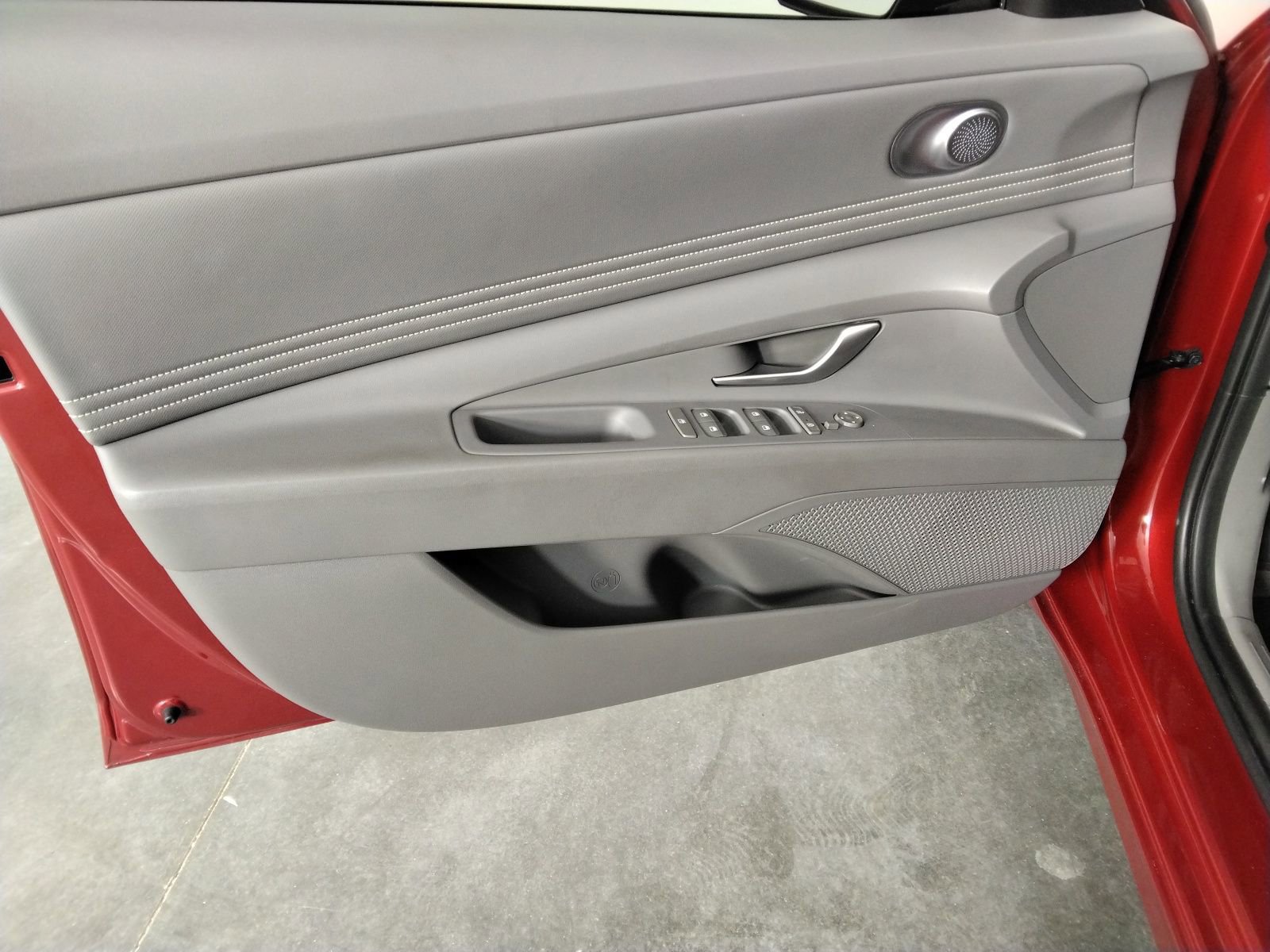 Used 2023 Hyundai Elantra SEL w/ Convenience Package image 20