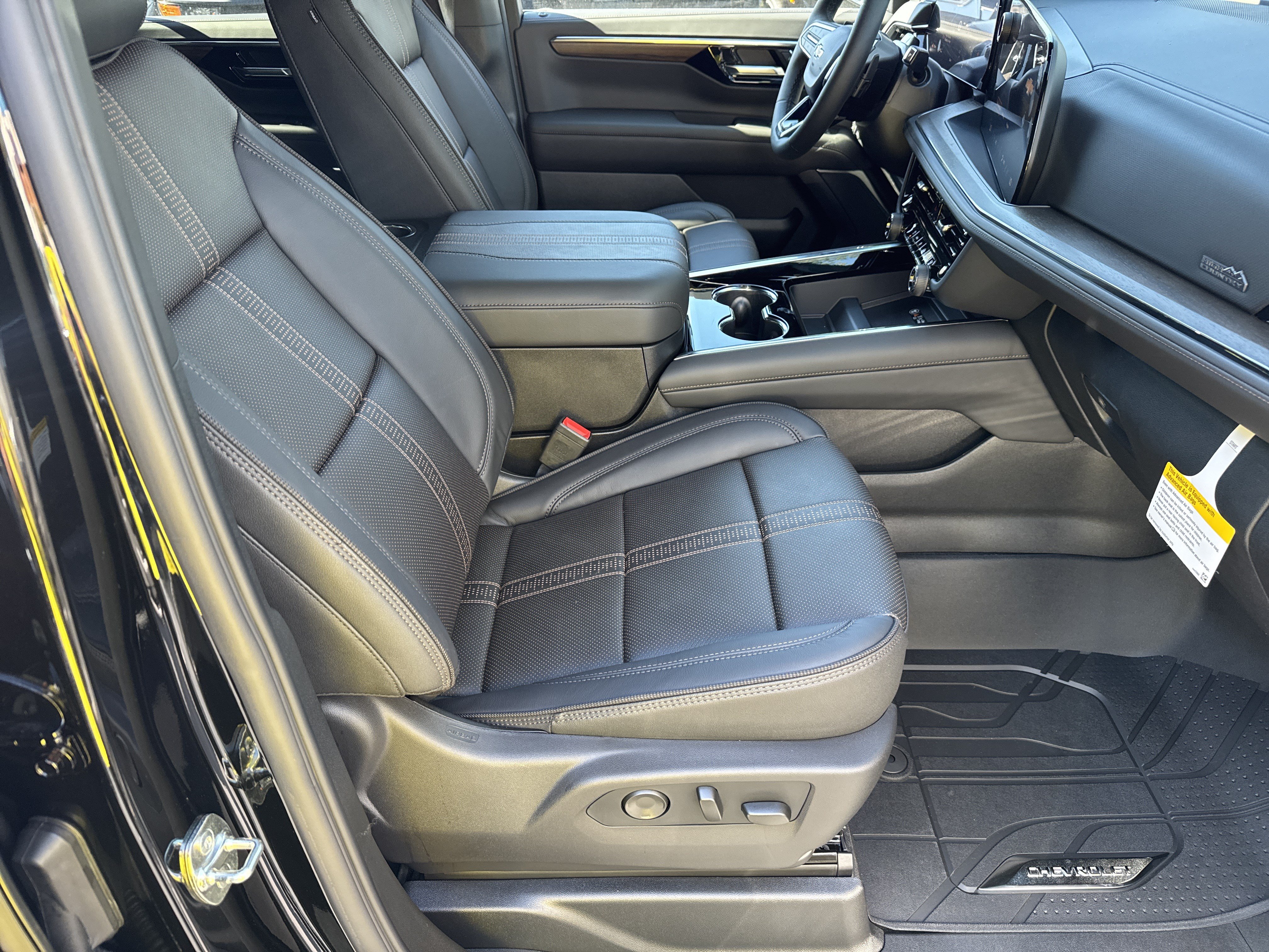 New 2027 Chevrolet Tahoe High Country AWD/4WD image 13